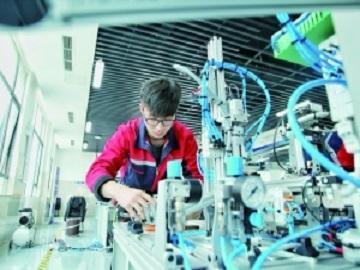 世界技能大賽機電一體化項目國家隊集訓(xùn)對抗賽在貴州開賽