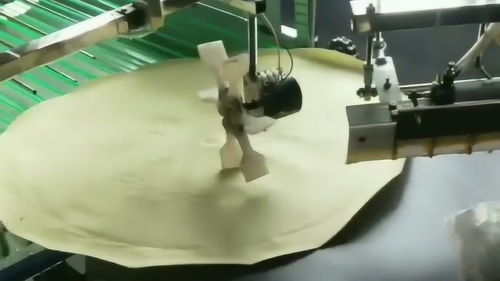 機(jī)械制造大煎餅,雖然生產(chǎn)效率非常快,但是缺少一種靈魂